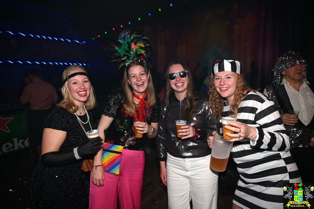 ../Images/Opwarmbal 2026 121.jpg